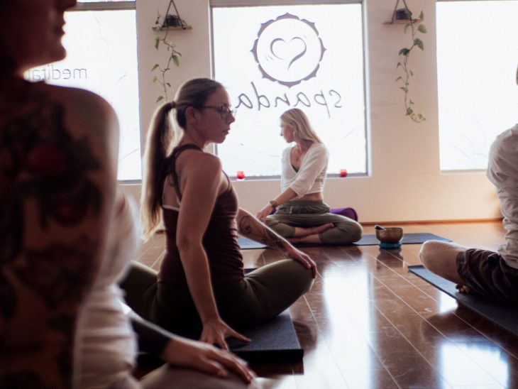 Corporate yoga and meditation classes at Spanda School